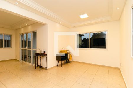 Sala de casa de condomínio para alugar com 3 quartos, 340m² em Jardim das Samambaias, Jundiaí