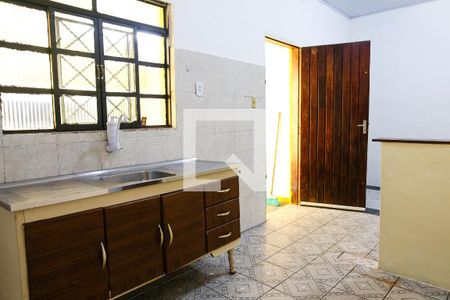 Cozinha de casa para alugar com 2 quartos, 65m² em Vila Lucinda, Santo André