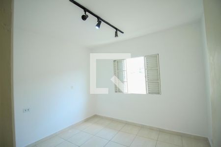 Quarto 2 de casa para alugar com 3 quartos, 110m² em Chácara Mafalda, São Paulo