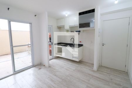 Sala/Cozinha de apartamento para alugar com 2 quartos, 84m² em Umuarama, Osasco
