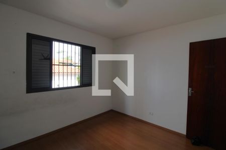 Quarto 1 de casa para alugar com 2 quartos, 89m² em Jardim Marcel, São Paulo
