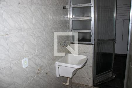 Casa de condomínio à venda com 110m², 4 quartos e 1 vagaÁrea de Serviço