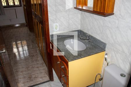Casa de condomínio à venda com 110m², 4 quartos e 1 vagaBanheiro quarto 4
