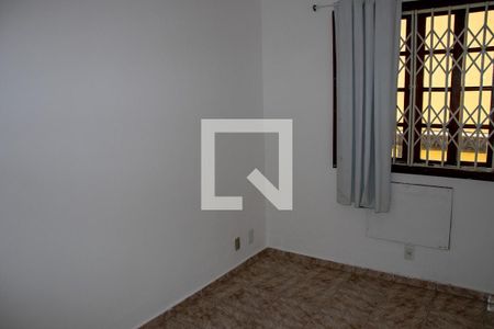 Casa de condomínio à venda com 110m², 4 quartos e 1 vagaQuarto 3