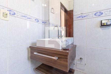 Casa à venda com 155m², 4 quartos e 4 vagasBanheiro da suíte