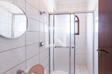 Casa à venda com 155m², 4 quartos e 4 vagasBanheiro de serviço