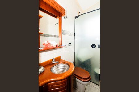 Casa à venda com 159m², 4 quartos e 4 vagasBanheiro 1