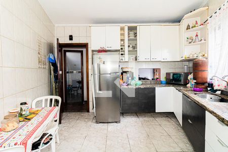 Casa à venda com 159m², 4 quartos e 4 vagasCozinha