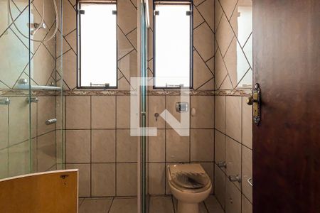 Casa à venda com 200m², 4 quartos e 4 vagasBanheiro da Suíte