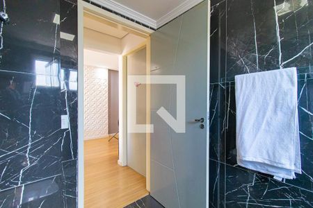 Apartamento à venda com 86m², 2 quartos e 1 vaga Apartamento à venda com 86m², 2 quartos e 1 vagaBanheiro