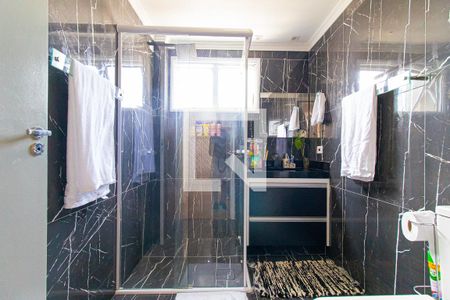 Apartamento à venda com 86m², 2 quartos e 1 vaga Apartamento à venda com 86m², 2 quartos e 1 vagaBanheiro