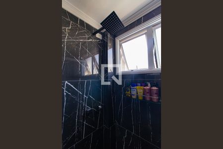 Apartamento à venda com 86m², 2 quartos e 1 vaga Apartamento à venda com 86m², 2 quartos e 1 vagaBanheiro