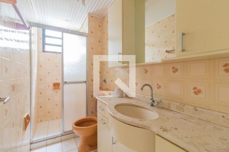 Banheiro de apartamento para alugar com 1 quarto, 45m² em Nonoai, Porto Alegre