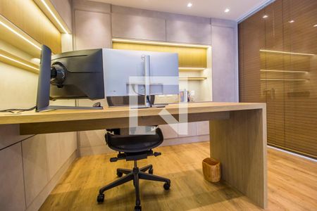 Apartamento à venda com 376m², 3 quartos e 4 vagasEscritório