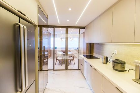 Apartamento à venda com 376m², 3 quartos e 4 vagasCozinha