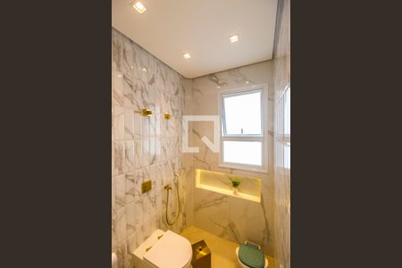 Apartamento à venda com 376m², 3 quartos e 4 vagasDetalhe do Banheiro da Suite