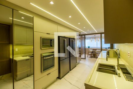 Apartamento à venda com 376m², 3 quartos e 4 vagasCozinha