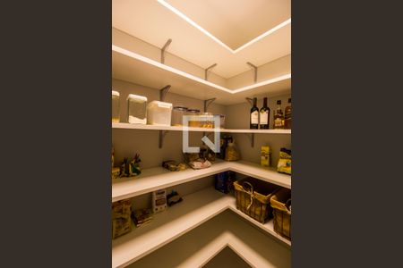 Apartamento à venda com 376m², 3 quartos e 4 vagasDespensa