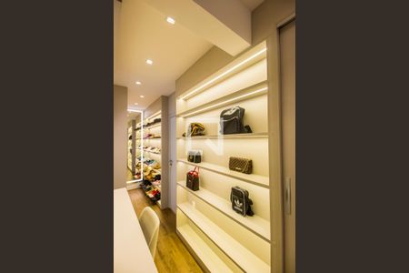 Apartamento à venda com 376m², 3 quartos e 4 vagasCloset da suíte