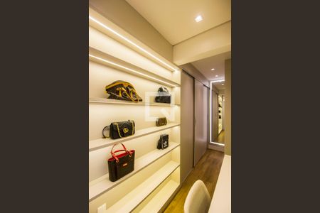 Apartamento à venda com 376m², 3 quartos e 4 vagasCloset da suíte