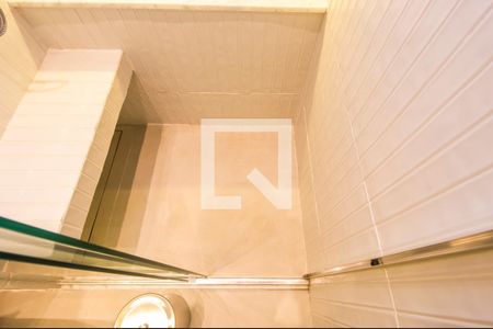 Apartamento à venda com 376m², 3 quartos e 4 vagasBanheiro da Suíte 2