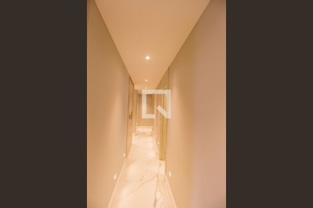 Apartamento à venda com 376m², 3 quartos e 4 vagasCorredor