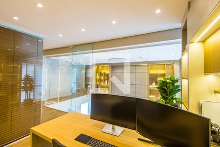 Apartamento à venda com 376m², 3 quartos e 4 vagasEscritório