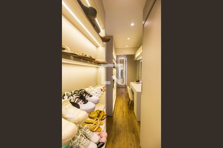 Apartamento à venda com 376m², 3 quartos e 4 vagasCloset da suíte