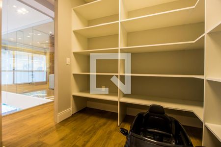 Apartamento à venda com 376m², 3 quartos e 4 vagasDepósito  