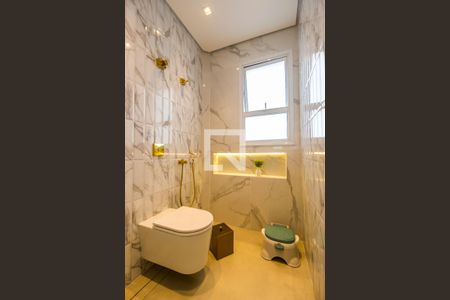 Apartamento à venda com 376m², 3 quartos e 4 vagasDetalhe do Banheiro da Suite