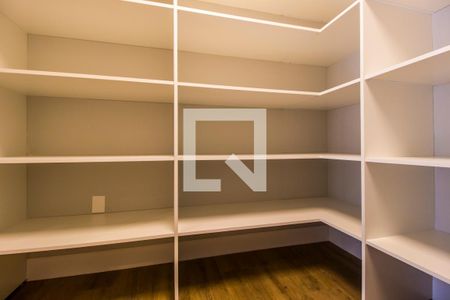 Apartamento à venda com 376m², 3 quartos e 4 vagasDepósito  