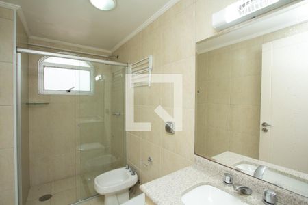 Apartamento à venda com 210m², 3 quartos e 3 vagasBanheiro da Suíte 2