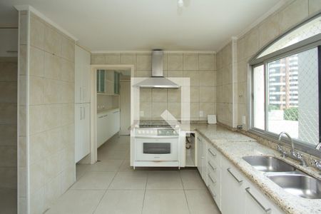 Apartamento à venda com 210m², 3 quartos e 3 vagasCozinha