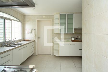 Apartamento à venda com 210m², 3 quartos e 3 vagasCozinha