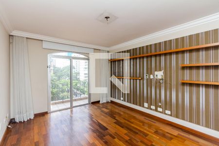 Apartamento à venda com 210m², 3 quartos e 3 vagasSala de TV