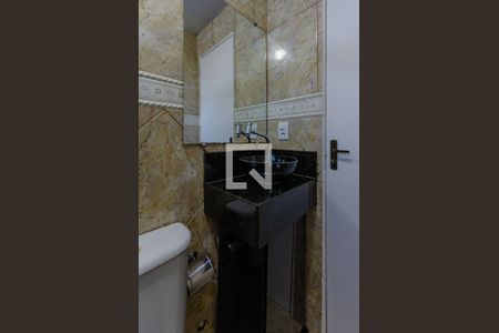 Apartamento para alugar com 43m², 2 quartos e 1 vaga Apartamento para alugar com 43m², 2 quartos e 1 vagaBanheiro social