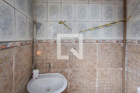 Casa à venda com 300m², 3 quartos e 4 vagasBanheiro de serviço