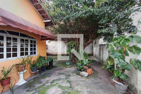 Casa à venda com 300m², 3 quartos e 4 vagasQuintal