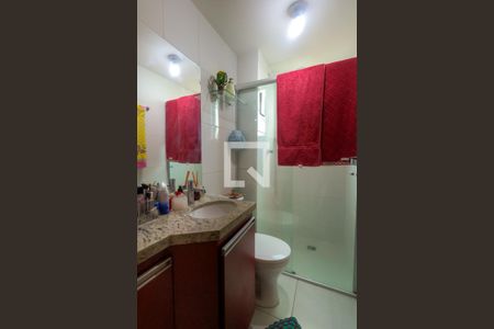 Banheiro da Suíte de apartamento para alugar com 2 quartos, 57m² em Chácara, Betim