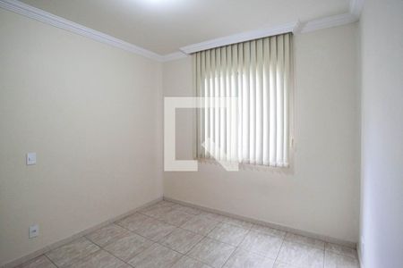 Quarto 1 de apartamento para alugar com 3 quartos, 65m² em Itapoã, Belo Horizonte