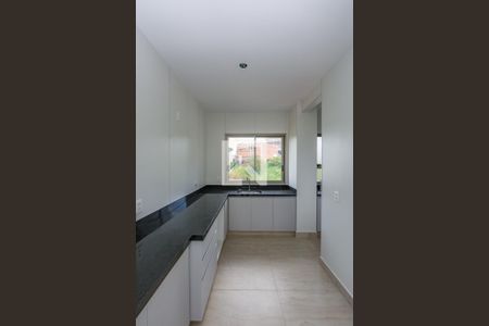 Apartamento à venda com 126m², 3 quartos e 3 vagas Apartamento à venda com 126m², 3 quartos e 3 vagasCozinha