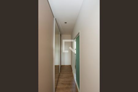 Apartamento à venda com 126m², 3 quartos e 3 vagas Apartamento à venda com 126m², 3 quartos e 3 vagasCloset da suíte