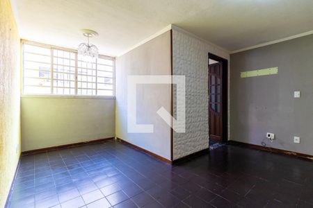 Sala de apartamento para alugar com 3 quartos, 75m² em Itaquera, São Paulo