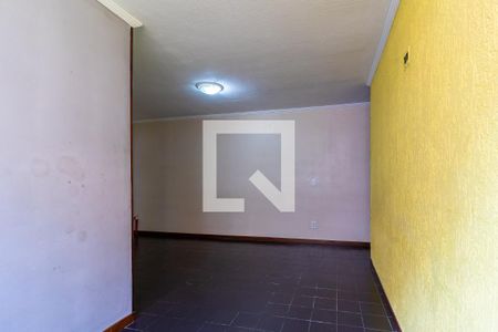 Sala de apartamento para alugar com 3 quartos, 75m² em Itaquera, São Paulo