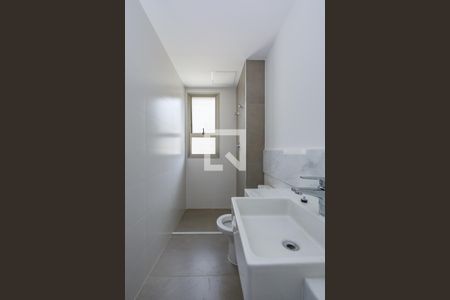 Apartamento para alugar com 126m², 3 quartos e 3 vagas Apartamento para alugar com 126m², 3 quartos e 3 vagasBanheiro Social