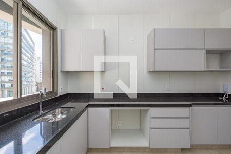 Apartamento para alugar com 126m², 3 quartos e 3 vagas Apartamento para alugar com 126m², 3 quartos e 3 vagasCozinha