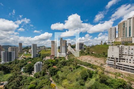 Apartamento para alugar com 126m², 3 quartos e 3 vagas Apartamento para alugar com 126m², 3 quartos e 3 vagasSuíte