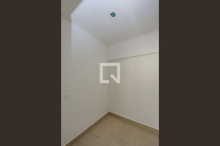 Apartamento para alugar com 126m², 3 quartos e 3 vagas Apartamento para alugar com 126m², 3 quartos e 3 vagasQuarto de Serviço
