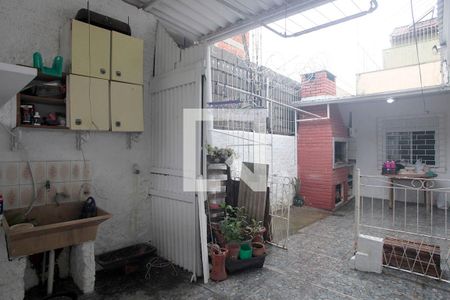 Casa à venda com 134m², 3 quartos e 2 vagasÁrea de Serviço / Pátio com Churrasqueira