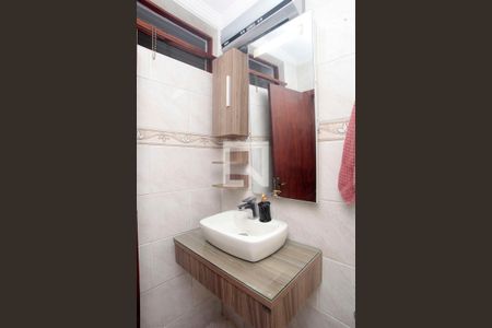 Casa à venda com 134m², 3 quartos e 2 vagasBanheiro 1